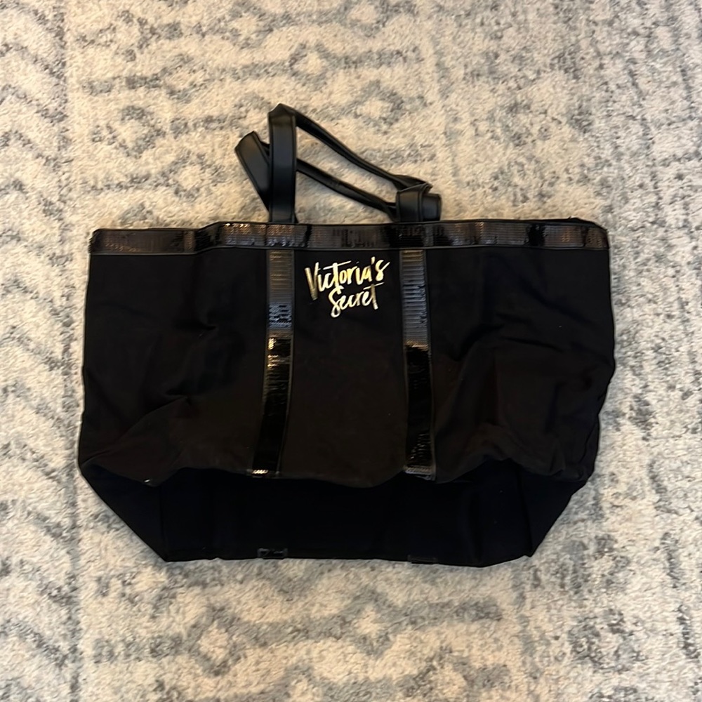 NEW Victoria’s Secret Black Tote